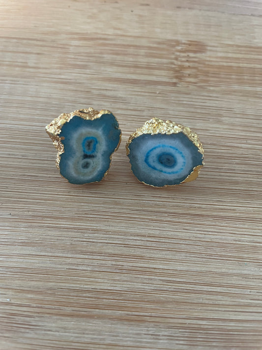 Stone studs
